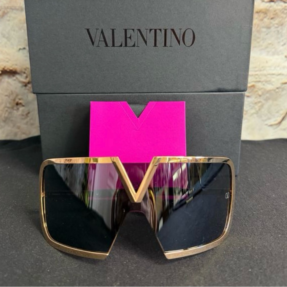 Valentino Women's Sunglasses with Gold Frame and Black Lenses